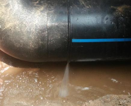 泾川楼顶渗水维修公司为大家分享下泾川卫生间漏水维修修补技术!